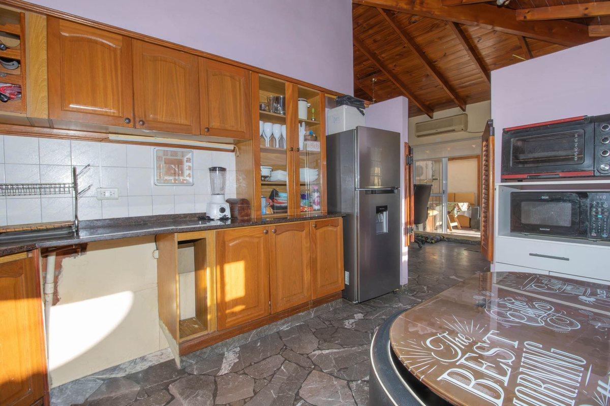 Foto de VENTA PH 3 AMBIENTES-COCHERA-PATIO Villa Ballester, imagen 2