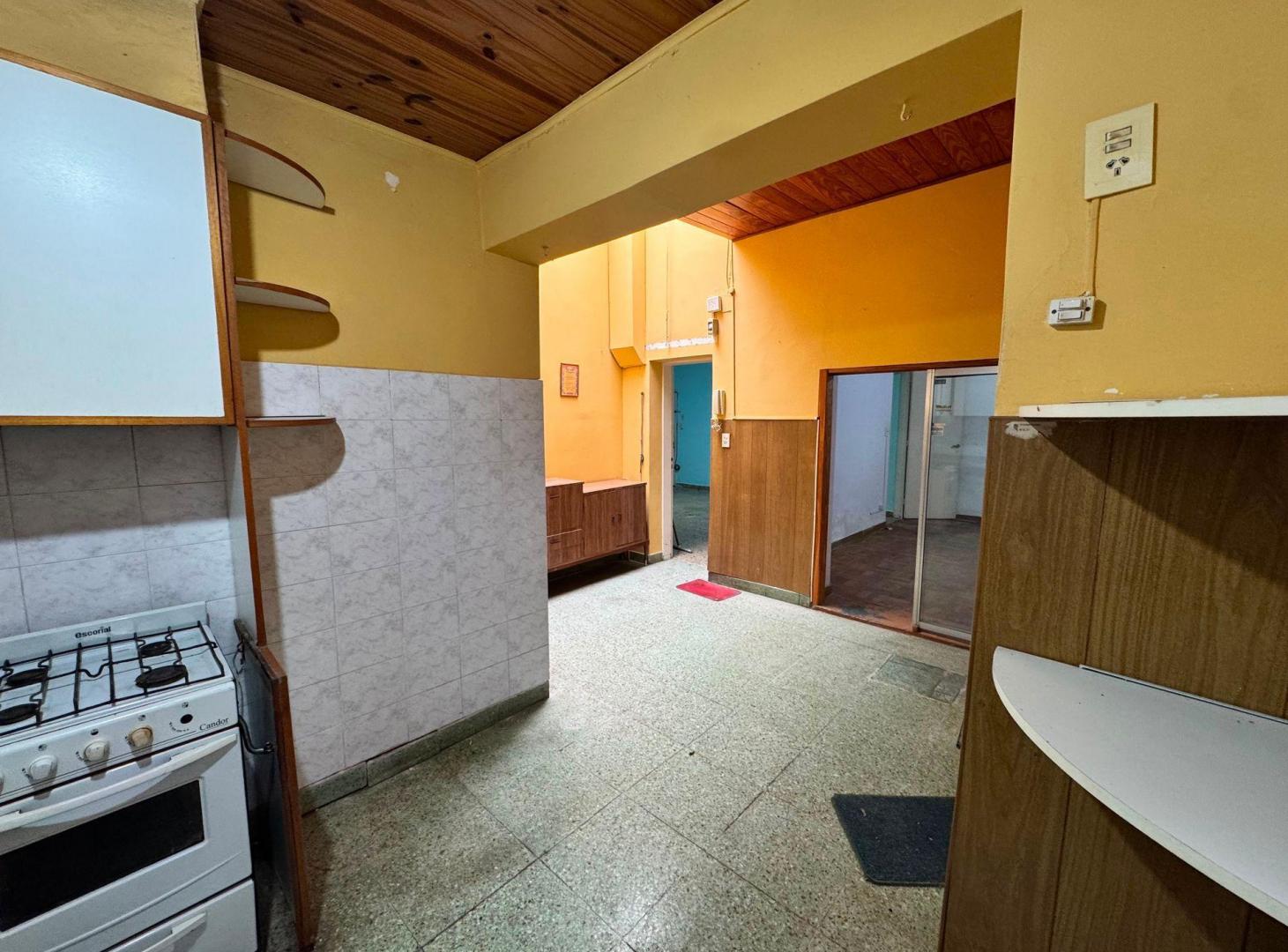 Foto de VENTA PH 3 AMB INMEJORABLE UBICACION, imagen 2