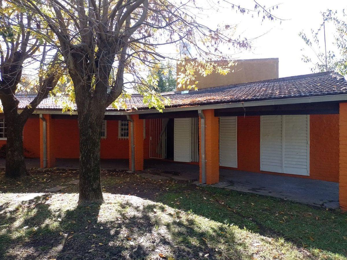 Foto de CASA QUINTA 4 AMB EN VENTA EN TORTUGUITAS, imagen 2