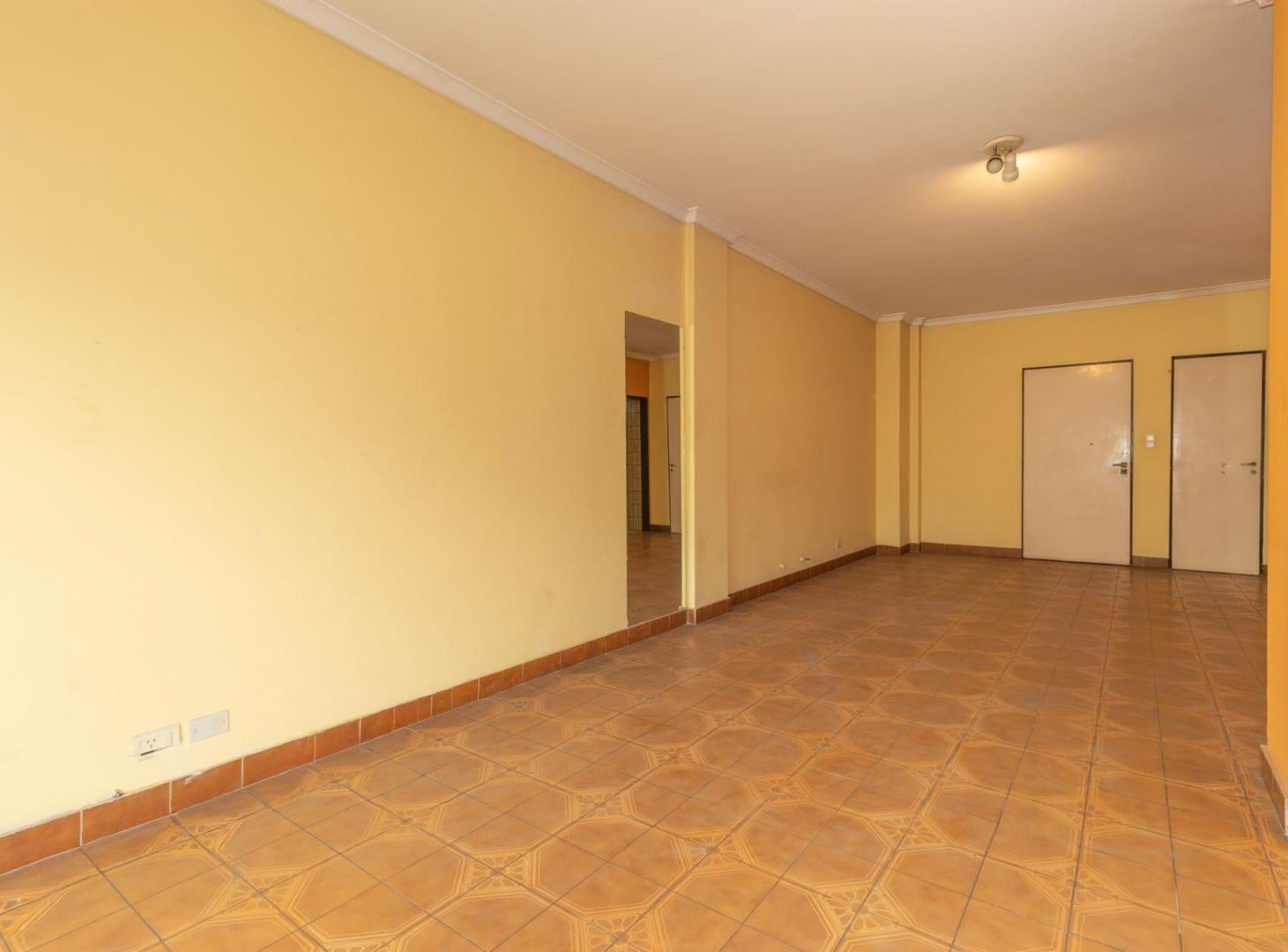 Foto de DEPARTAMENTO EN VENTA 3 AMB. SAAVEDRA EX.UBICACION, imagen 3