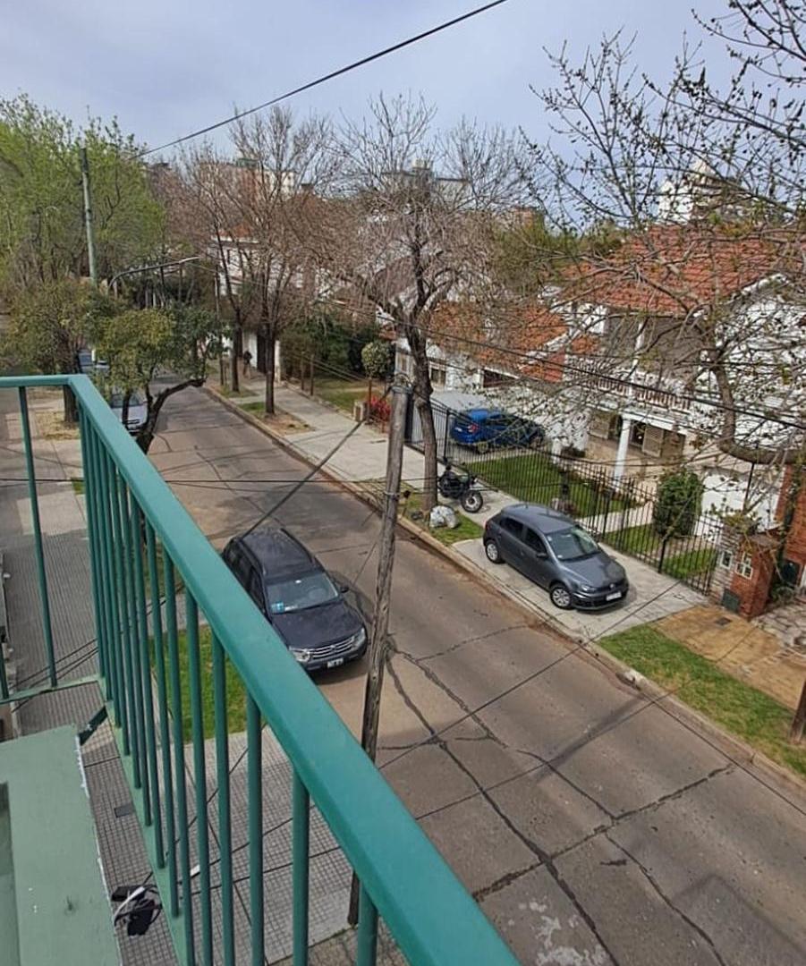 Foto de Triplex de 3 Amb. con Cochera, jardín y terraza, imagen 5