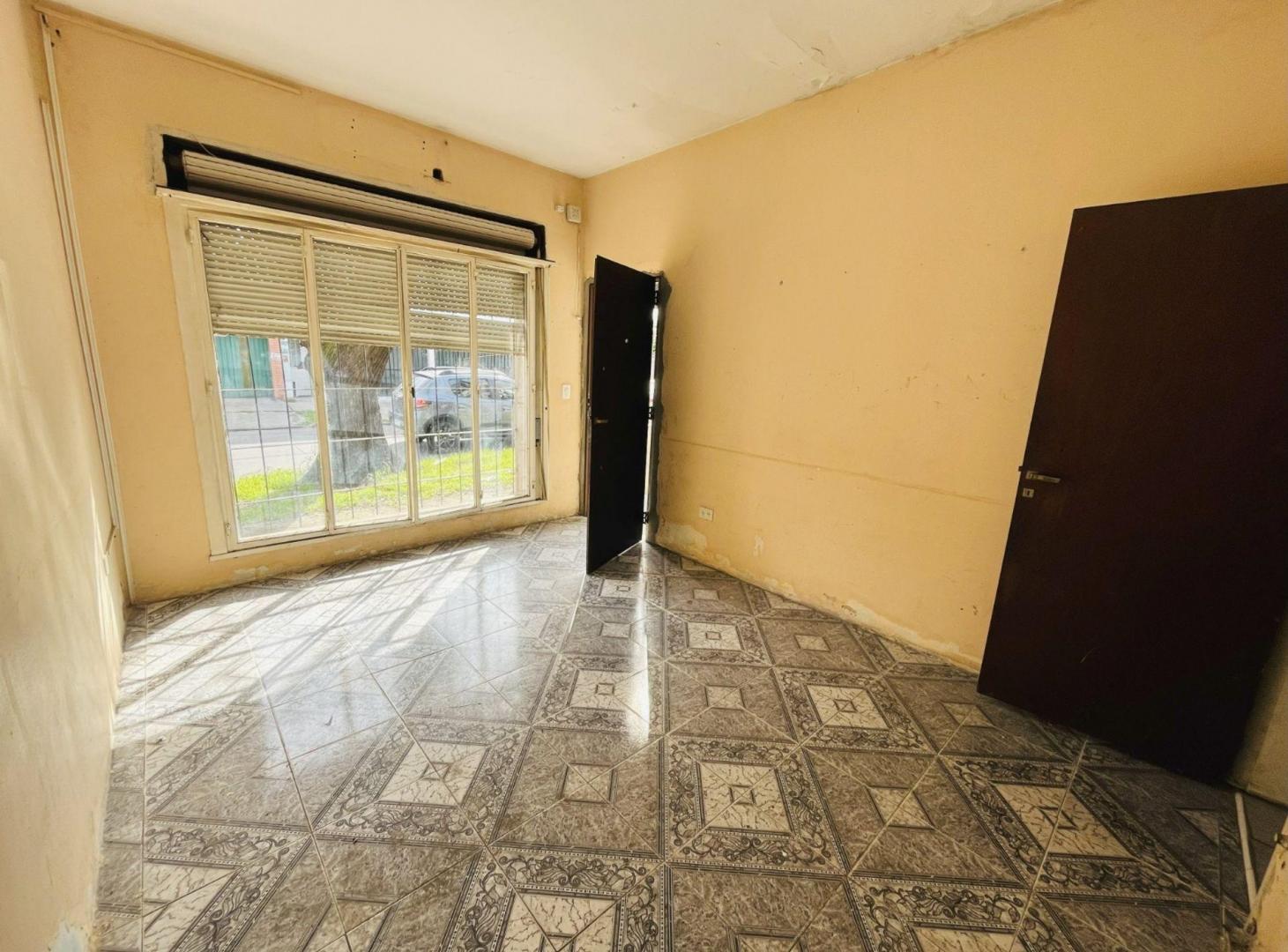 Foto de VENTA 2 PH A REFACCIONAR V. BALLESTER OPORTUNIDAD, imagen 2