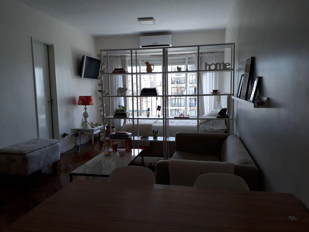 Foto de RECOLETA - 1c STA FE y CALLAO- MONOAMBIENTE DIVISIBLE - BALCON -VISTA, imagen 2