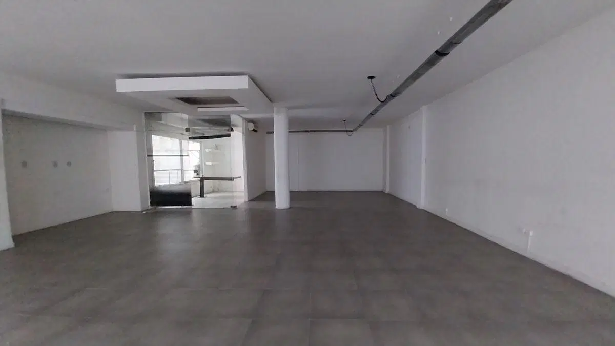 AV CORRIENTES ENTRE RODRIGUEZ PEÑA Y CALLAO GRAN ESTUDIO TALLER SHOWROOM PLANTA LIBRE 2