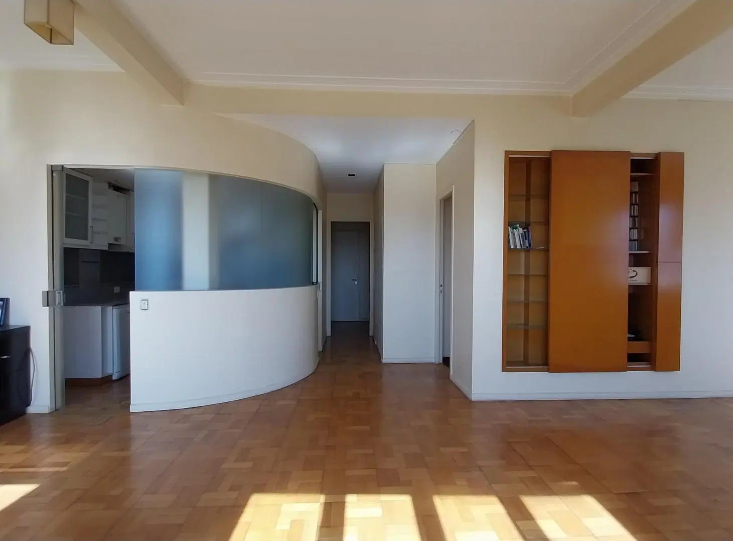 SAN TELMO PARQUE LEZAMA VENTA 3 AMBIENTES Y ESCRITORIO DOS BAÑOS ¡MUY LUMINOSO SOL VISTA PANORAMICA! 2