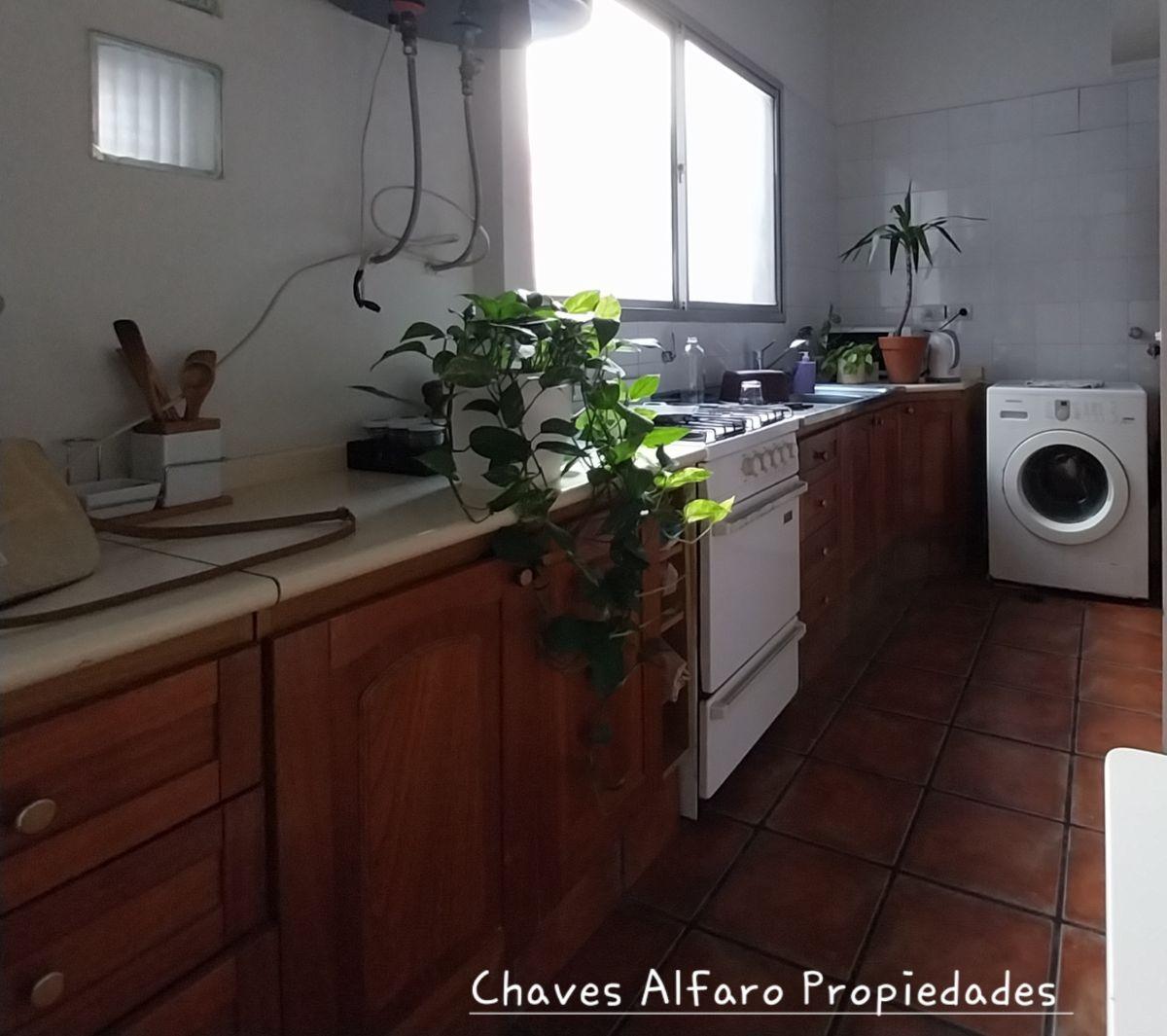 Foto de DEPARTAMENTO 3 AMBIENTES URUGUAY Y SANTA FE TODO LUZ AMPLIO EN EL, imagen 2