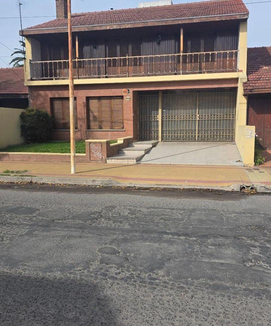 chalet centrico con galpon en Tandil
