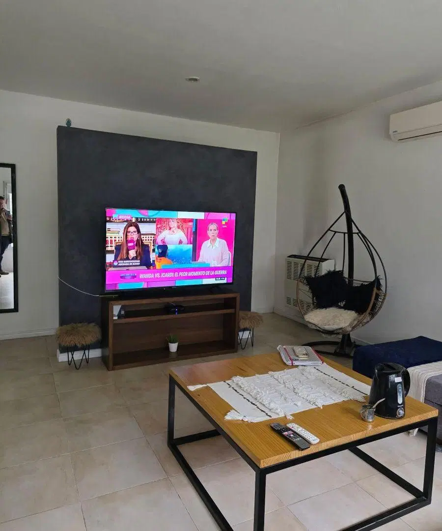 Amplia casa de 3 dormitorios con pileta y espacio verde Tandil 4