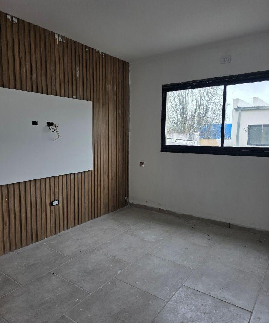 Foto de Departamento de 53 m² con 1 dormitorio en venta en Centro, imagen 2