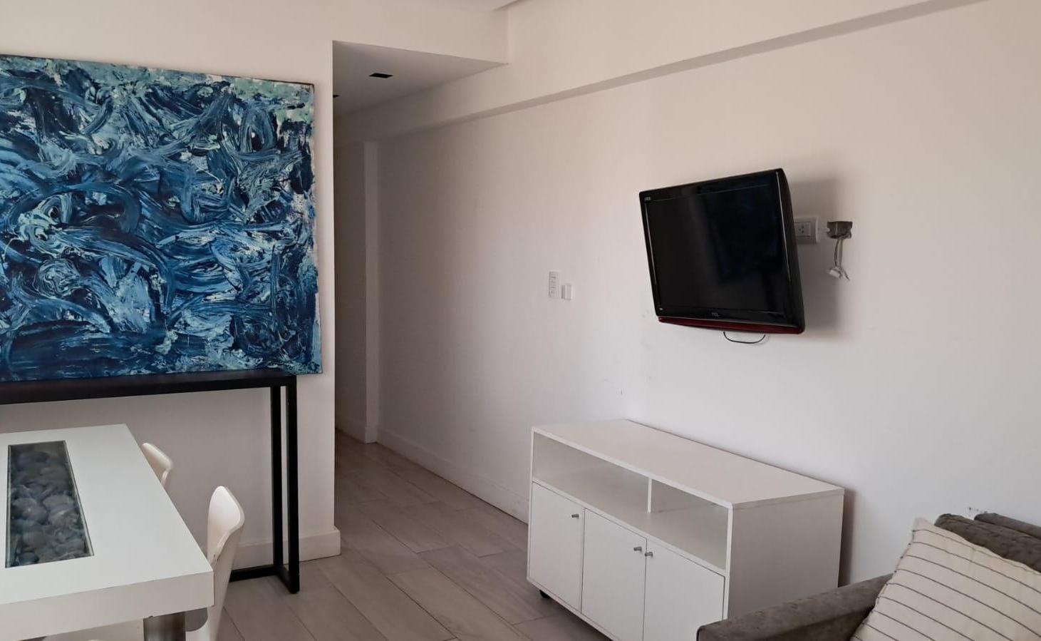 Foto de Departamento de 63 m² con 2 dormitorios en venta con renta., imagen 2