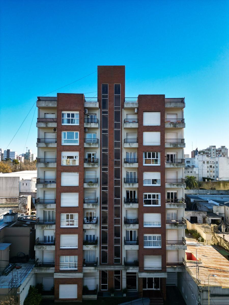 Clasico Semipiso Centrico en Venta Tandil 5