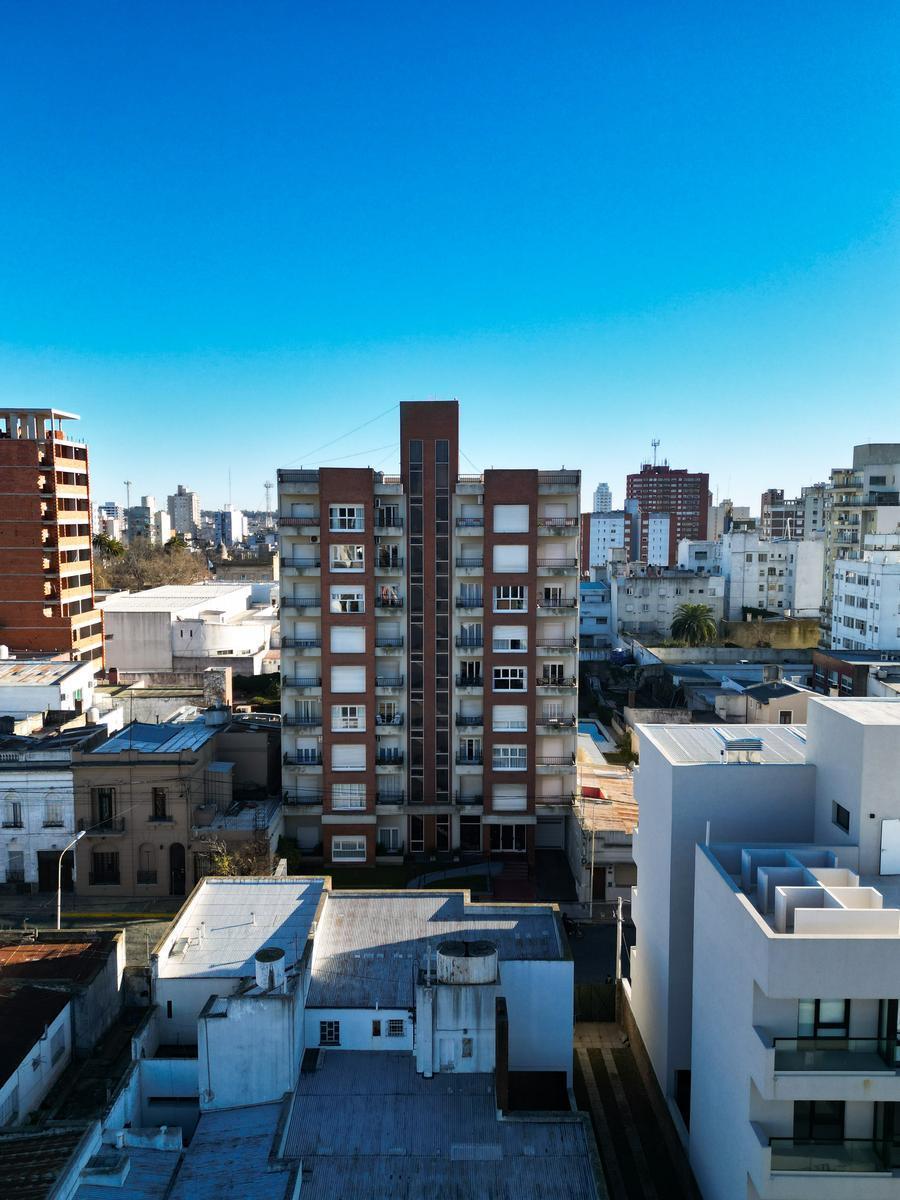Clasico Semipiso Centrico en Venta Tandil 1