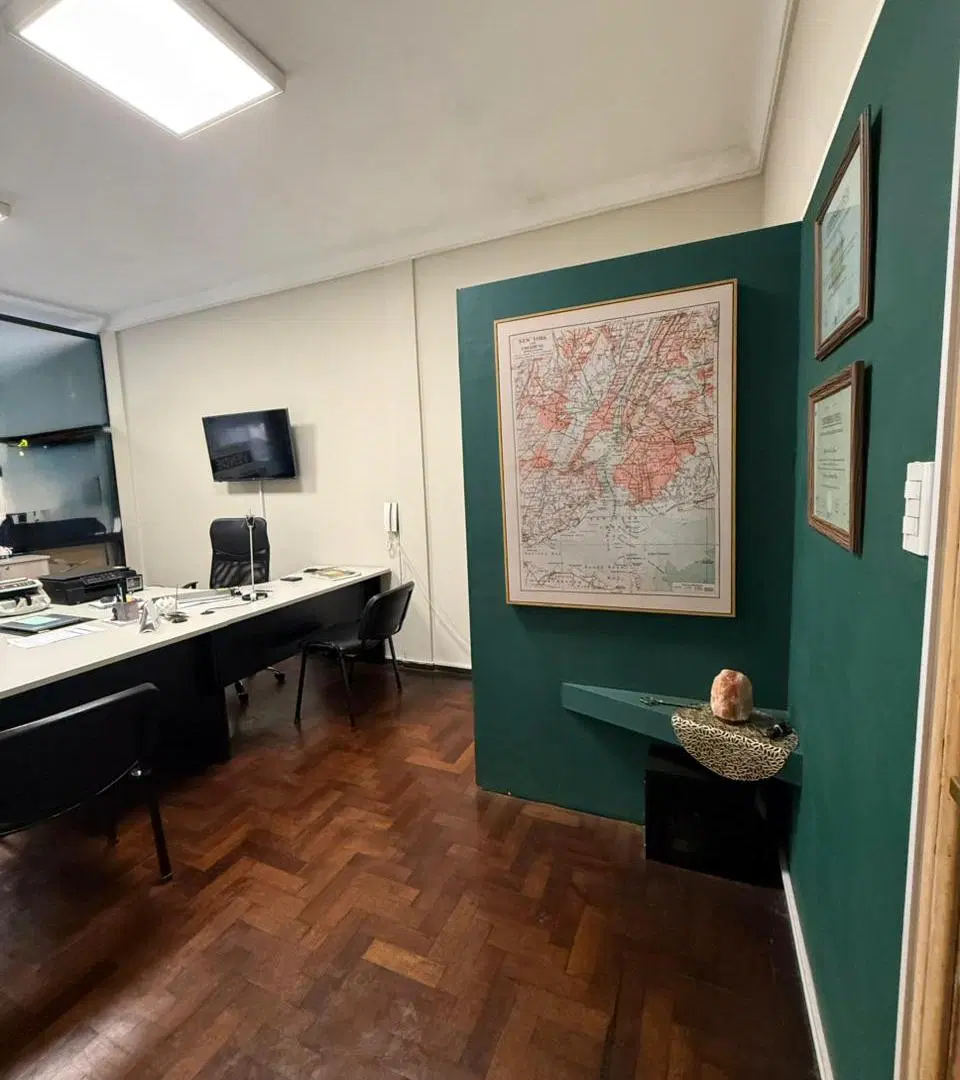 EN VENTA O PERMUTA OFICINA CENTRICA EN TANDIL 2
