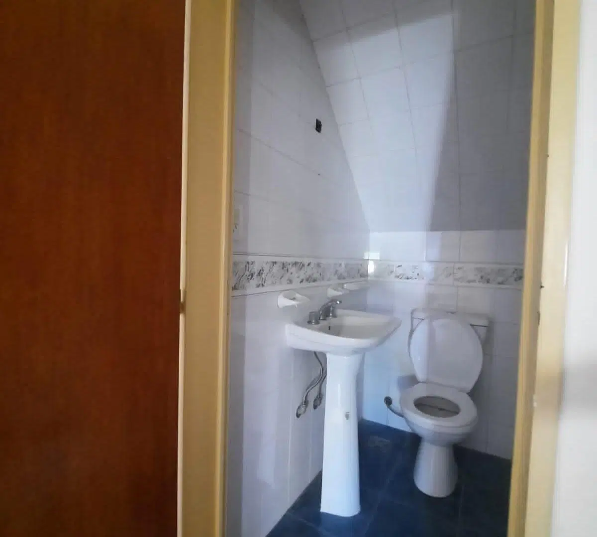 EN VENTA DEPARTAMENTO 2 DOR. PB, TANDIL 5