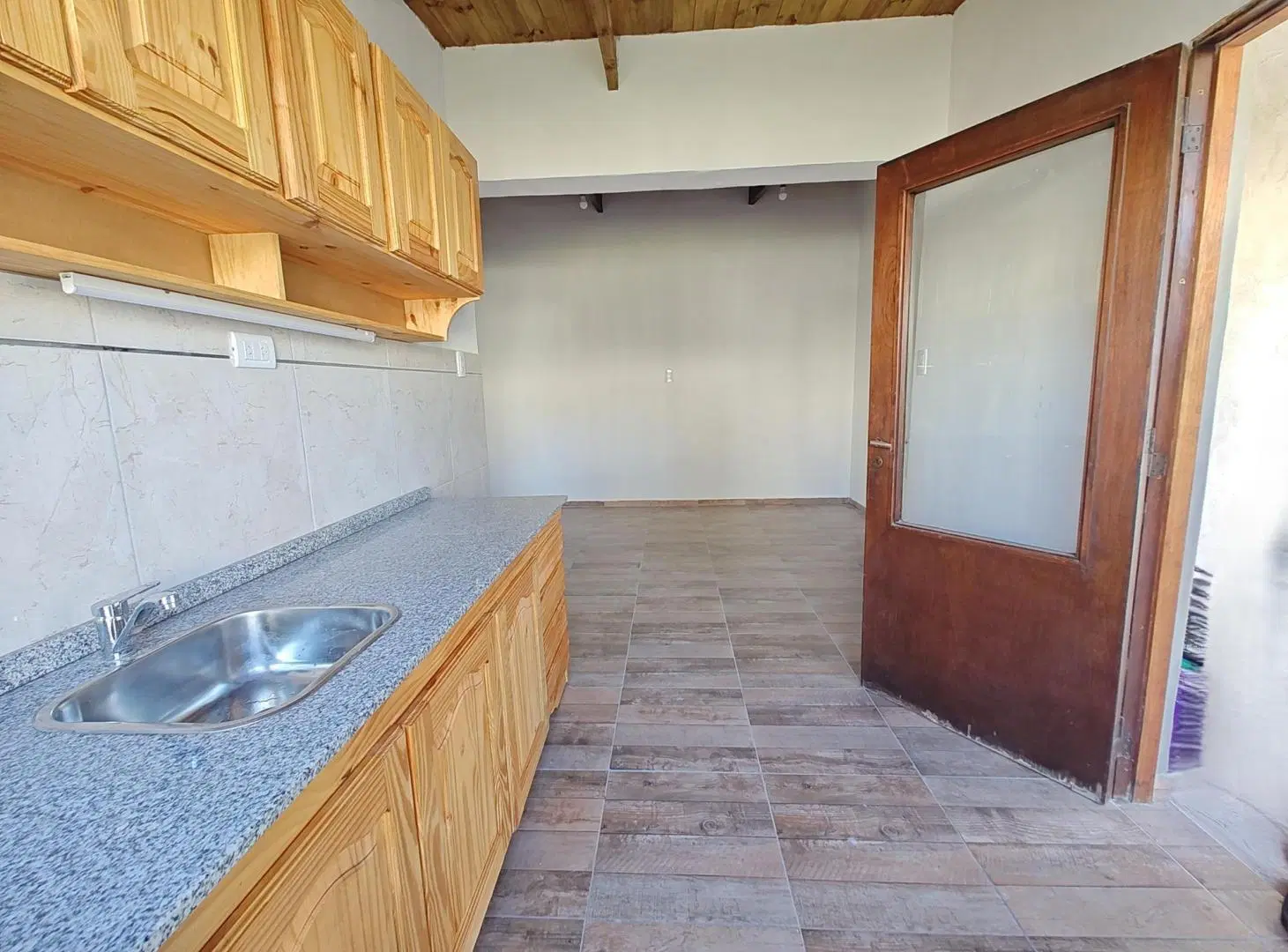 DEPARTAMENTO EN ALQUILER - UN DORMITORIO -ZONA AV. ESTRADA 3