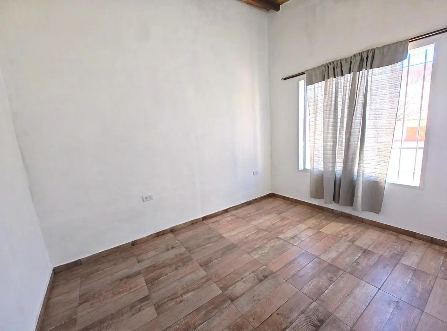 DEPARTAMENTO EN ALQUILER - UN DORMITORIO -ZONA AV. ESTRADA 2