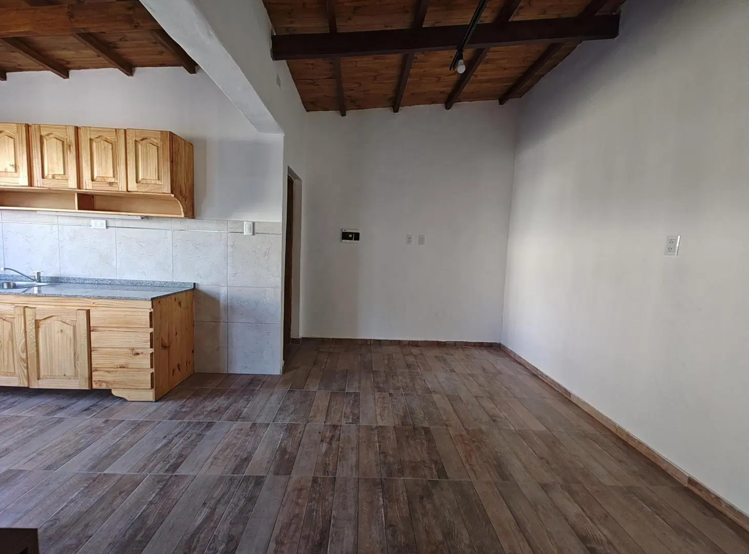 DEPARTAMENTO EN ALQUILER - UN DORMITORIO -ZONA AV. ESTRADA 2