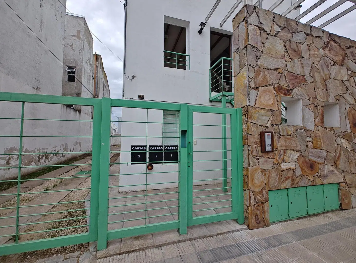 DUPLEX DE DOS DORMITORIOS - ALQUILER- SEMICENTRICO 5