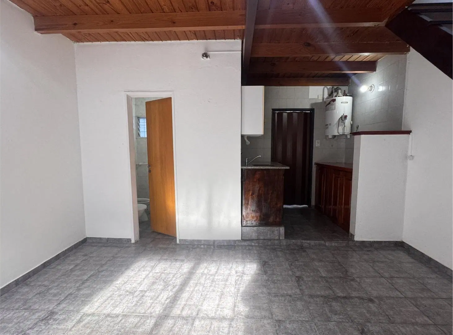 En alquiler duplex 2 ambientes semi céntrico Tandil 3