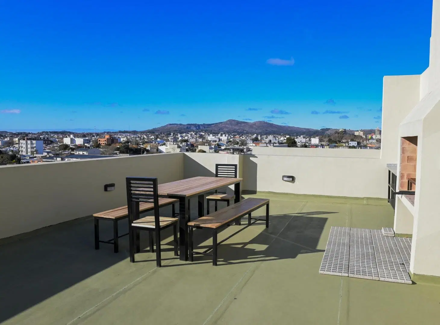 En Venta Departamento 2 dormitorios semi céntrico con ascensor y estacionamienta estrenar Tandil 8