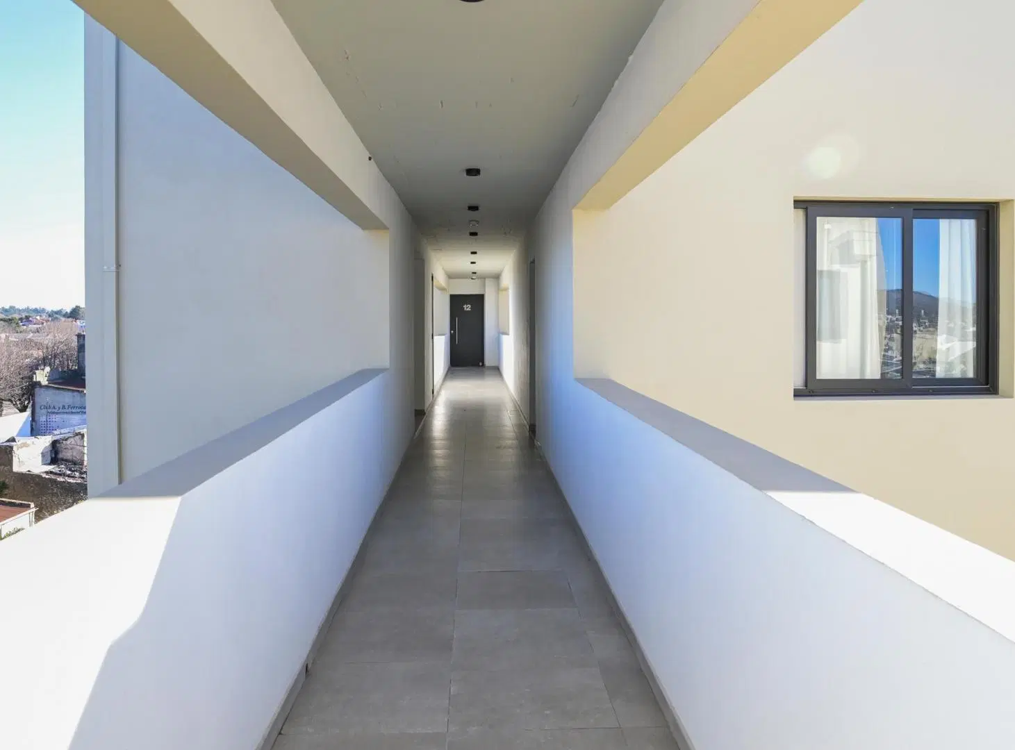 En Venta Departamento 2 dormitorios semi céntrico con ascensor y estacionamienta estrenar Tandil 3