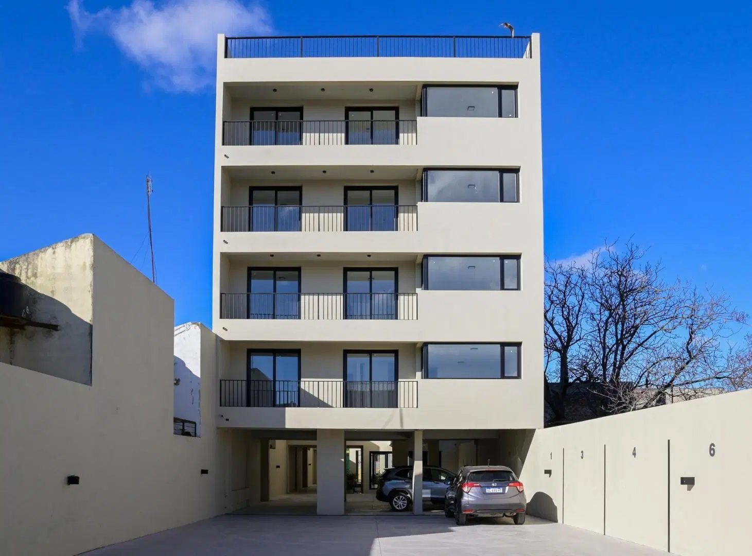 En Venta Departamento 2 dormitorios semi céntrico con ascensor y estacionamienta estrenar Tandil 4