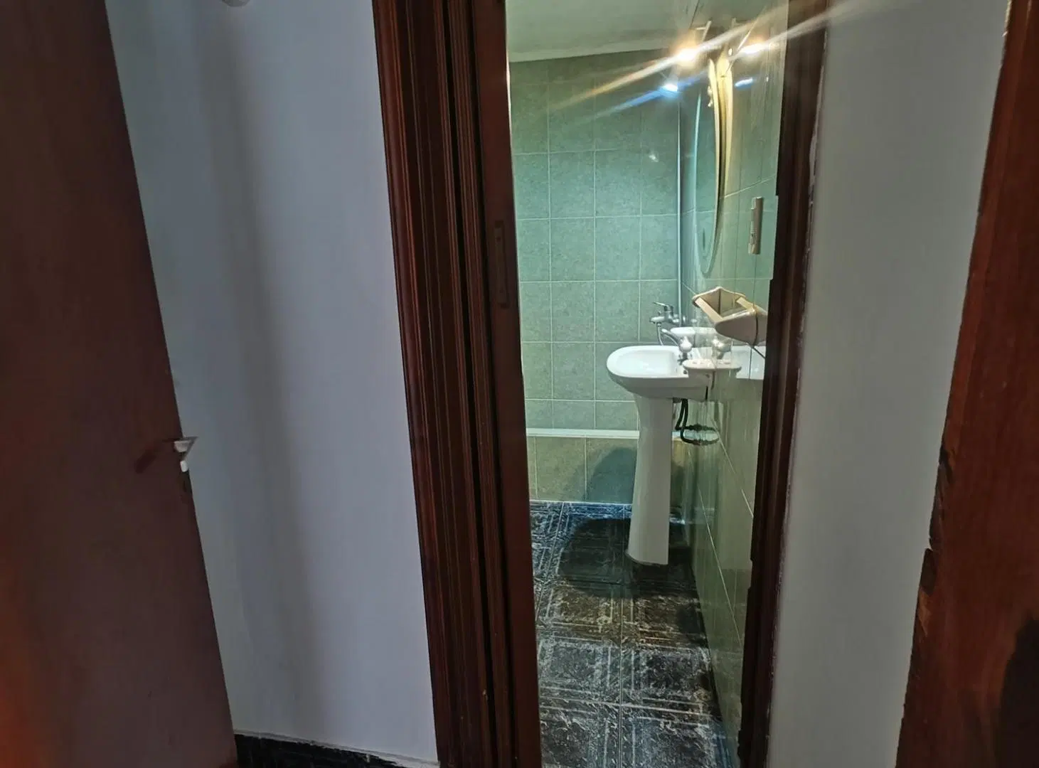 CASA EN ALQUILER - ZONA CERRITO - CON TERRAZA 3