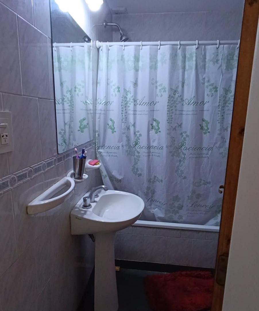 Foto de Departamento de 35 m² con 1 dormitorio en venta en Av Santamarina y, imagen 5