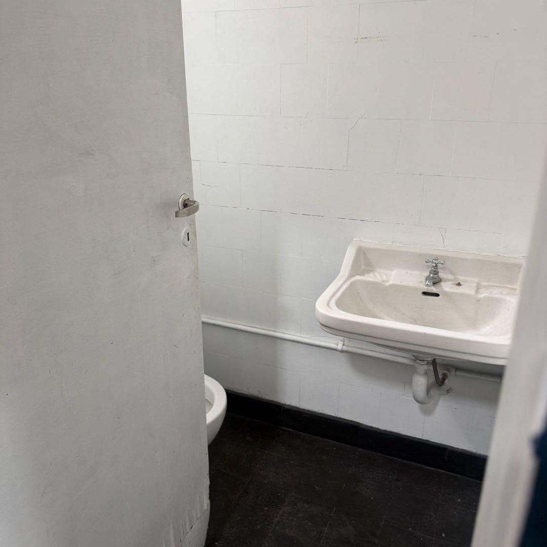 Foto de En venta GALPON en excelente ubicacion semicentrica, imagen 2