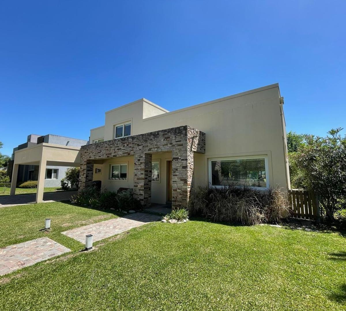 Casa en Venta Barrio Privado Terravista
