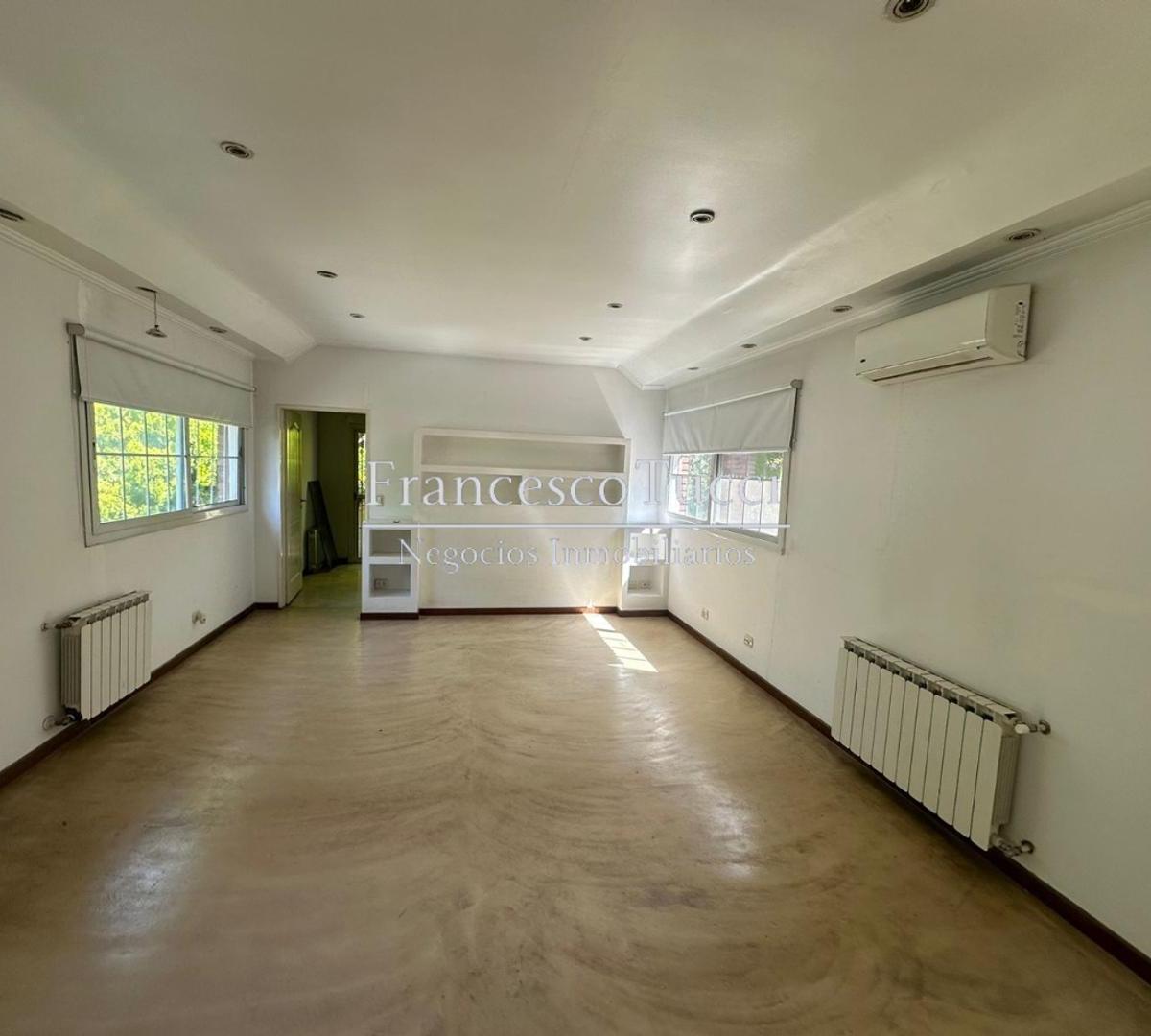 Casa en Venta club de Campo La Tradicion fondo al golf