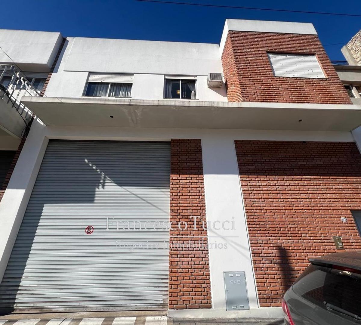 Galpon con Oficinas en Venta Caseros 1