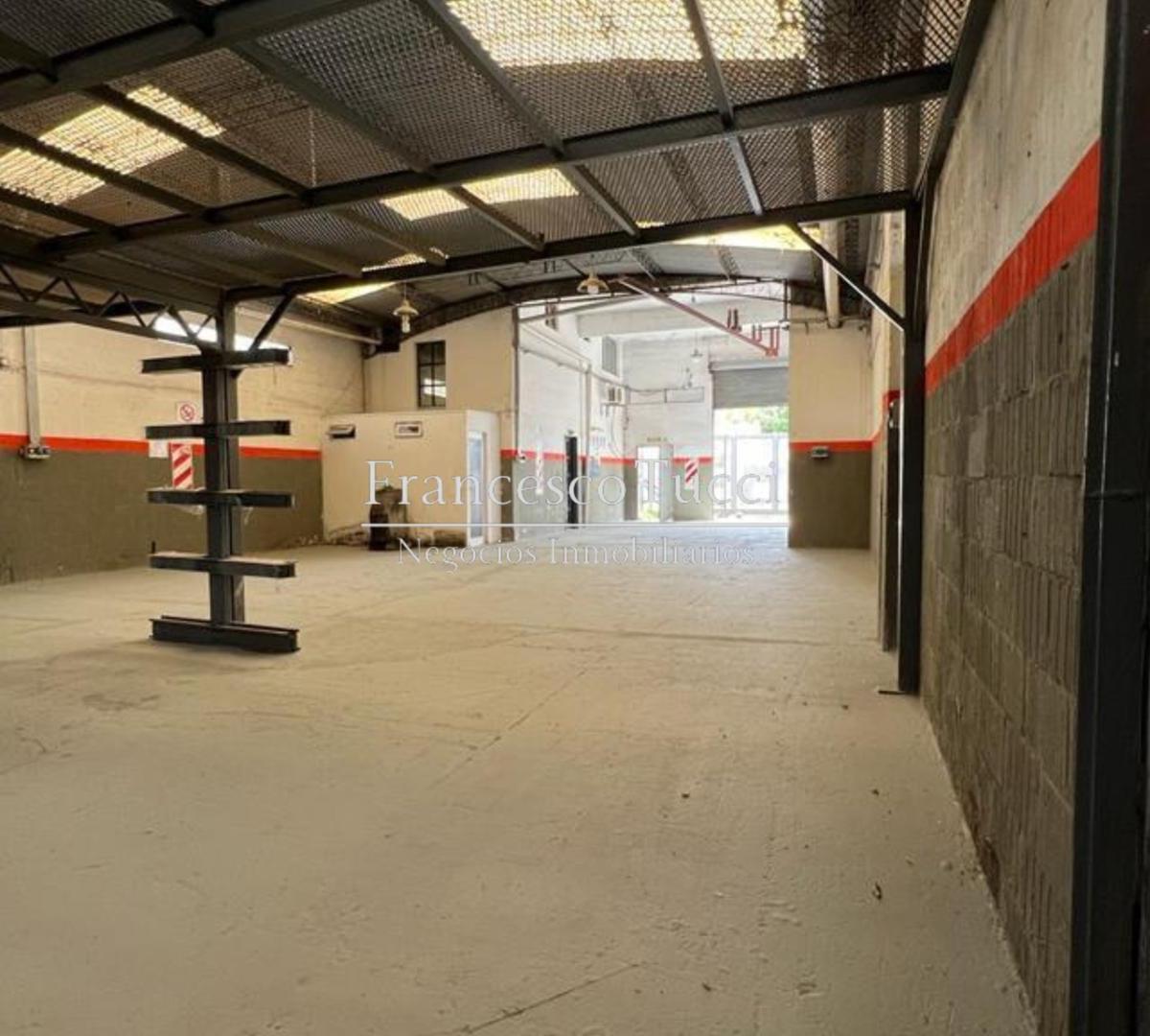 Galpón en Venta Ituzaingó 5