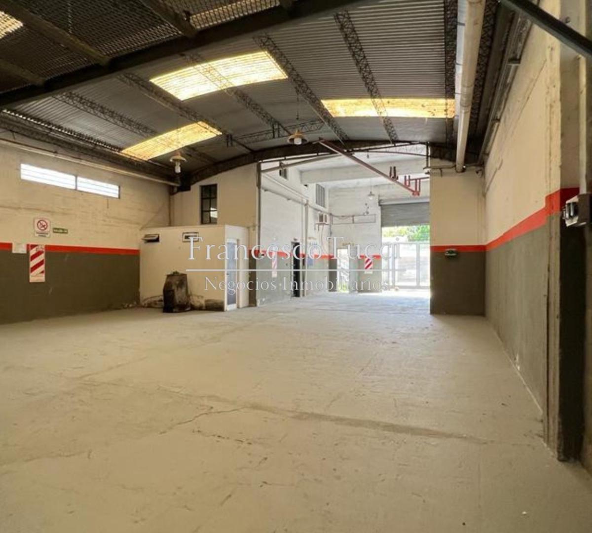 Galpón en Venta Ituzaingó 3