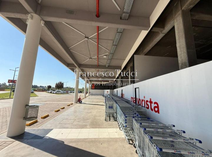 Foto de Locales en Alquiler Colectora Sur Acceso Oeste Paso del Rey, imagen 1