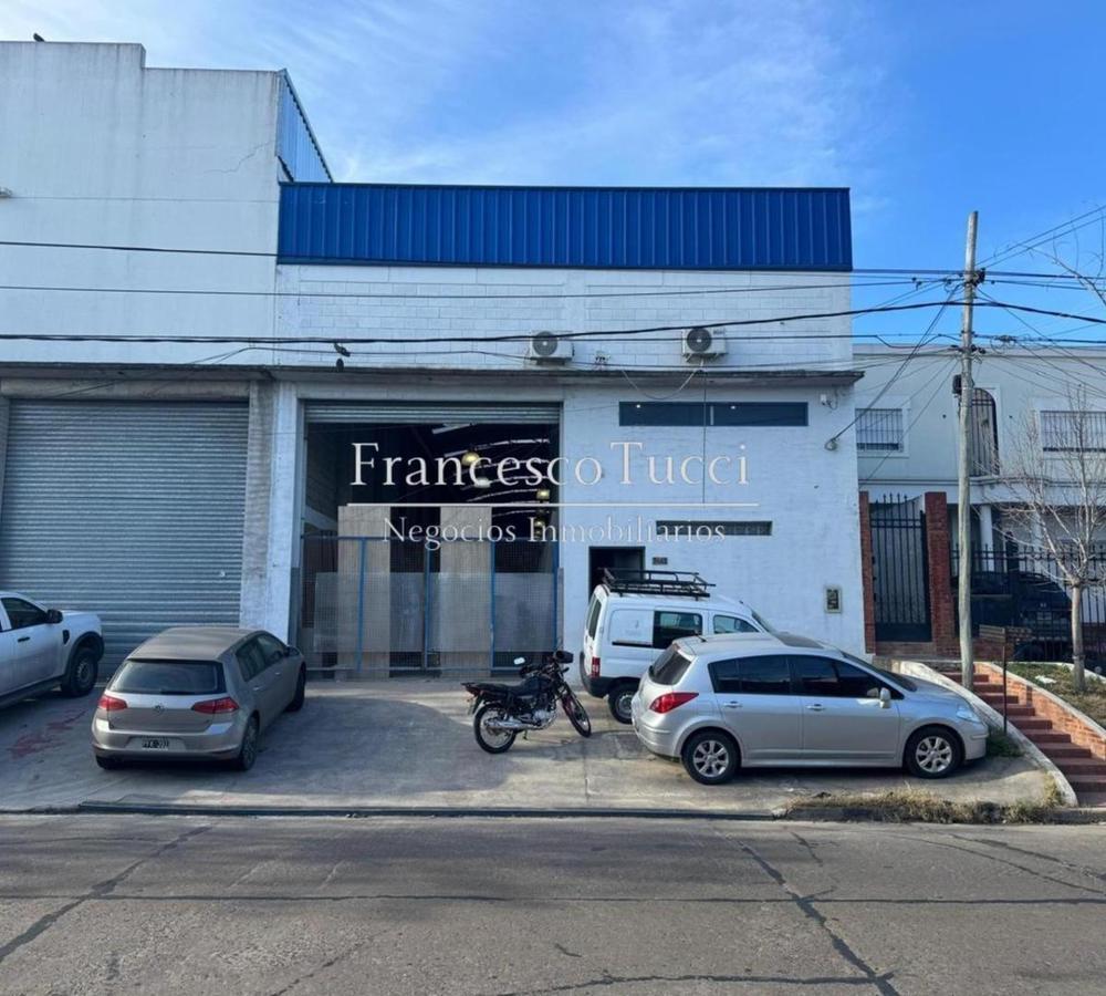 Galpón con oficinas en venta en san martin