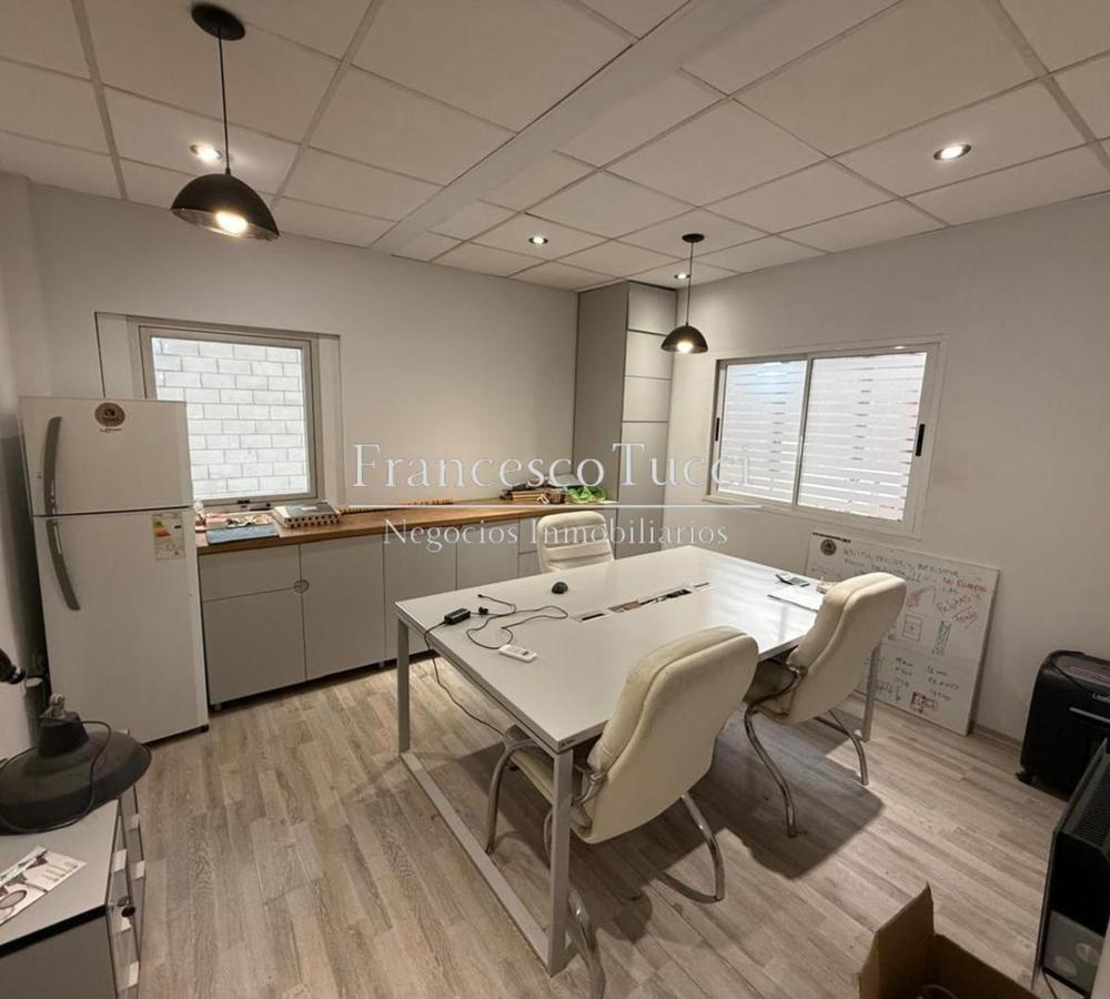 Foto de Galpón con oficinas en venta en san martin, imagen 5
