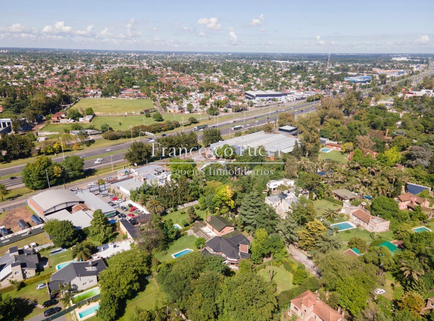 Foto de Terreno en venta sobre colectora en Parque Leloir, imagen 4