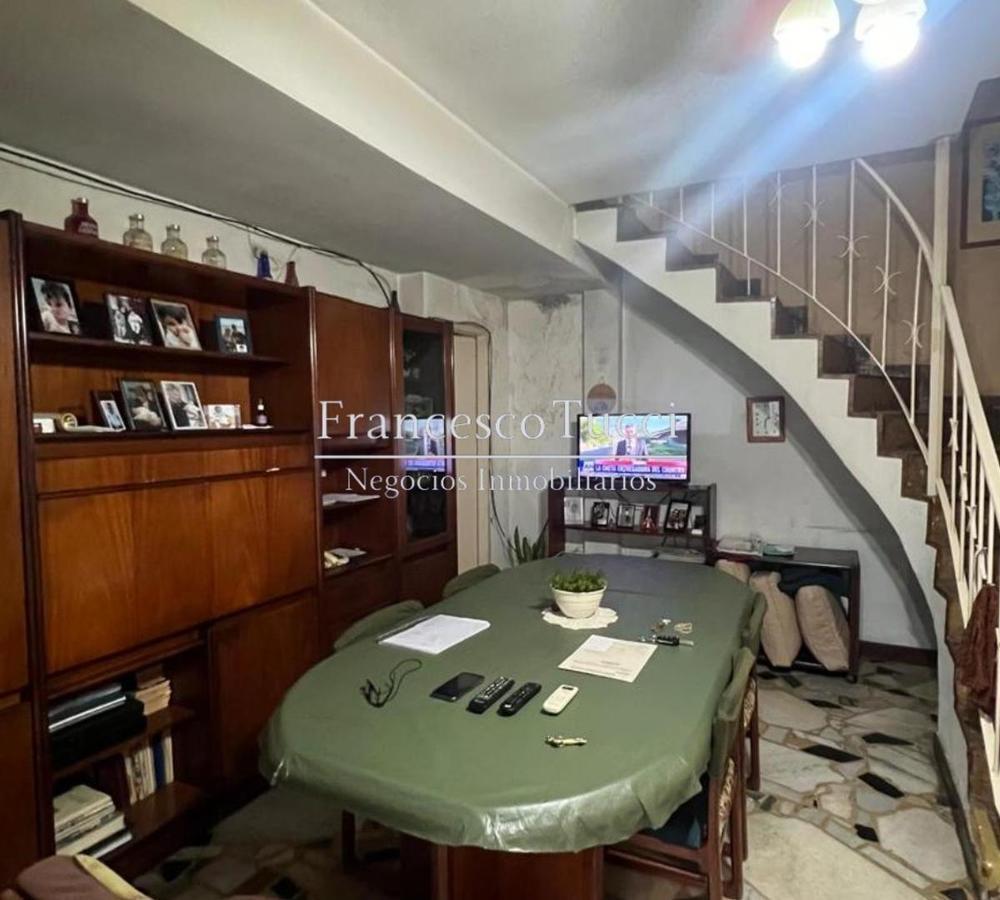 Casa tipo PH en venta 3 ambientes con cochera Castelar Norte