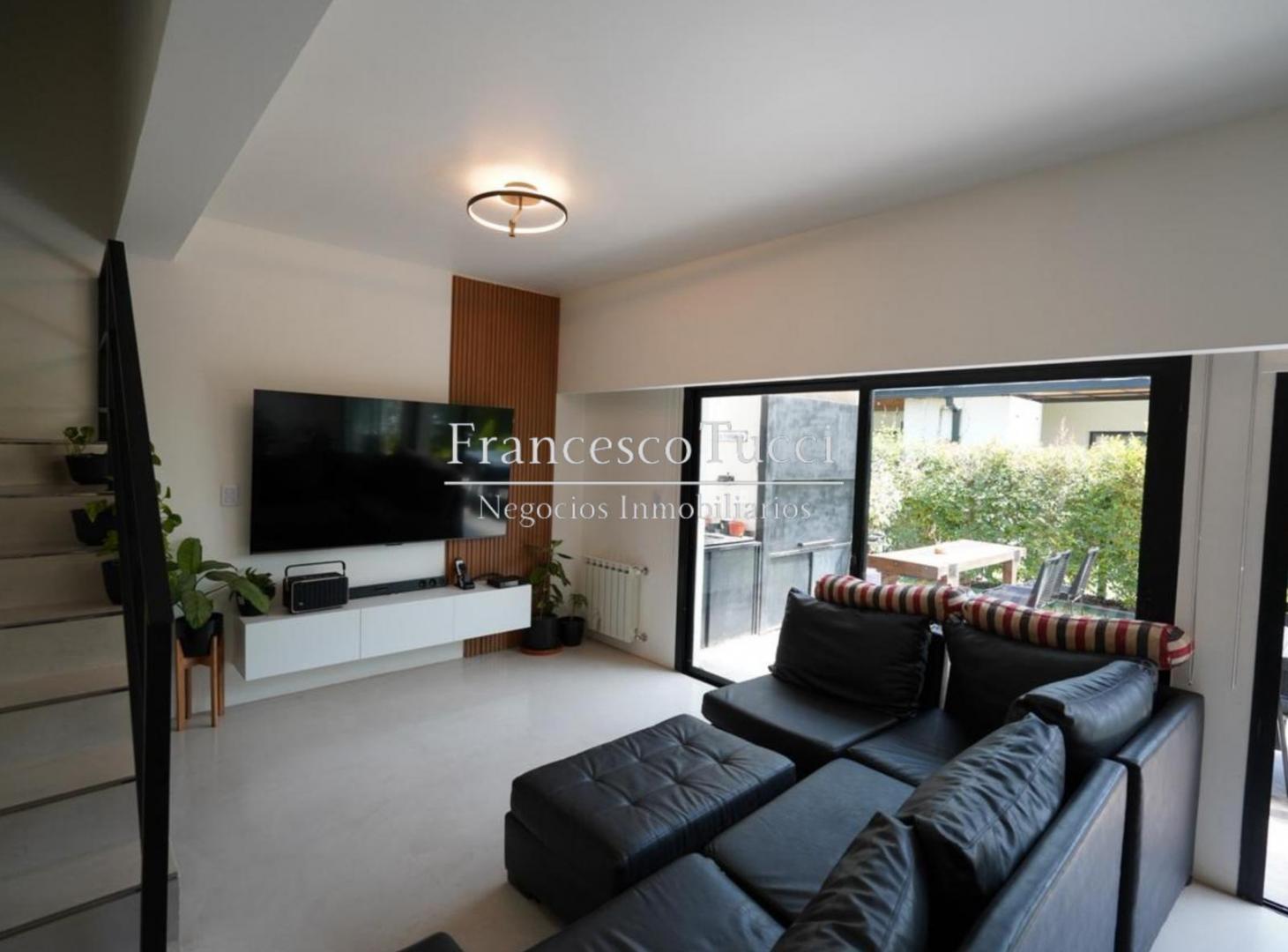 Foto de Casa tipo condominio en venta 4 ambientes en Ituzaingó, imagen 3