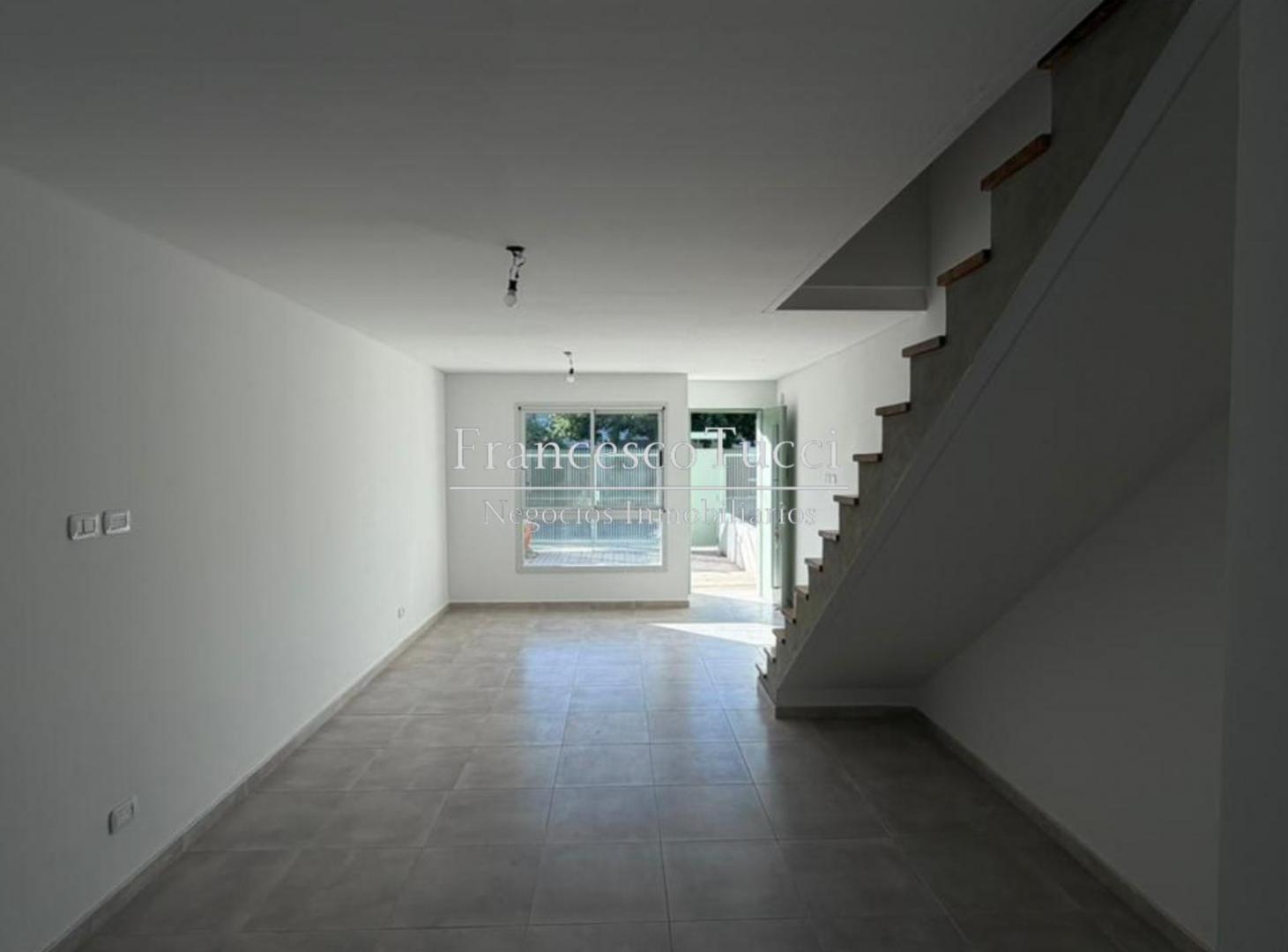 PH tipo duplex en venta 3 ambientes en Ituzaingó
