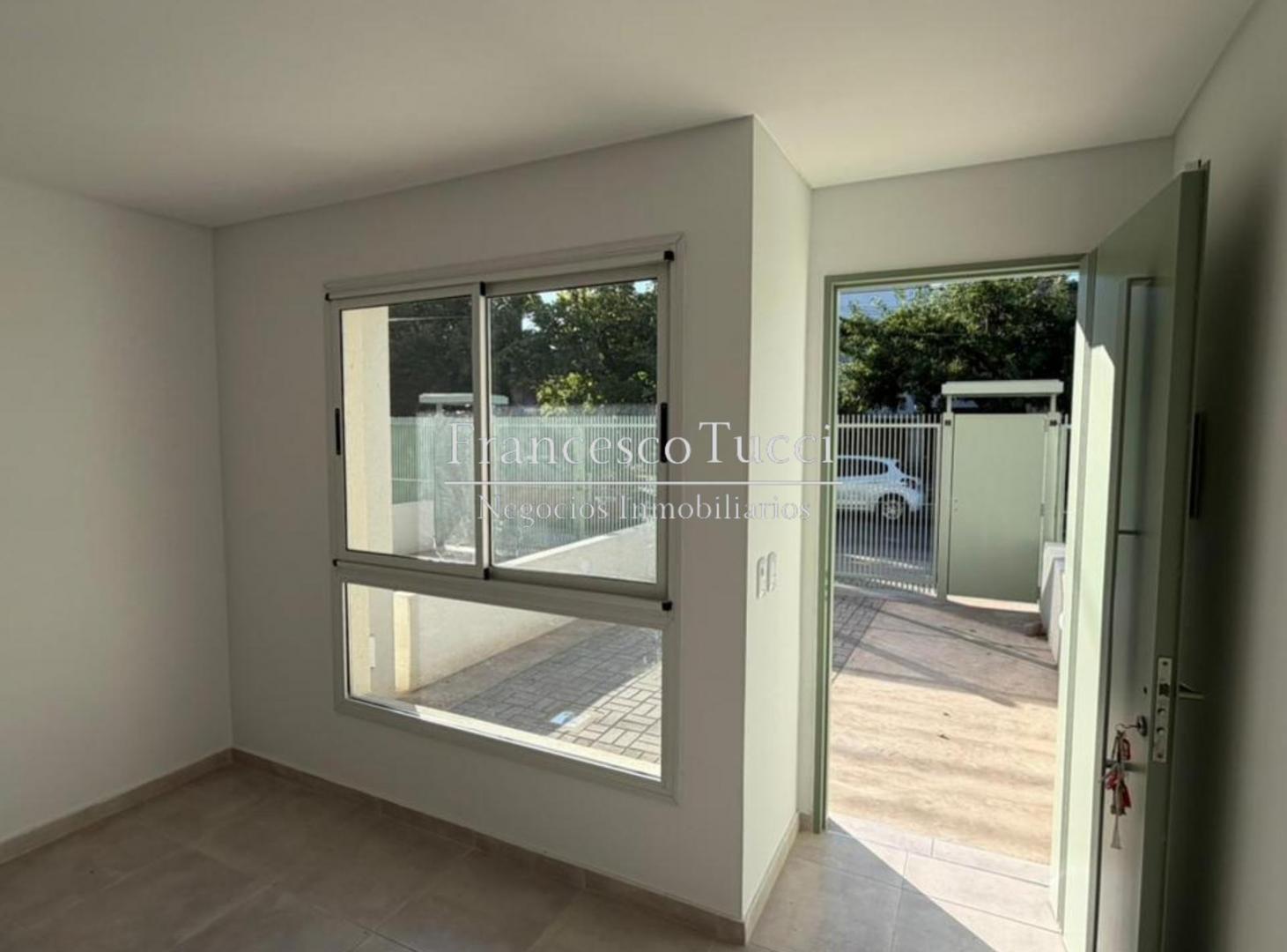PH tipo duplex en venta 3 ambientes en Ituzaingó