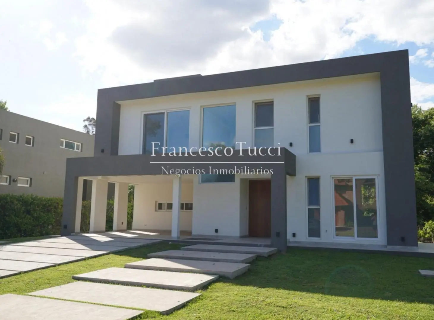 Casa en venta 5 ambientes en el Country La Tradición 3