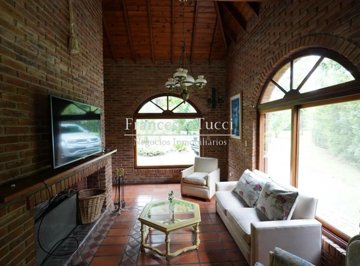 Casa en Venta/Alquiler Barrio Privado club de Campo La Tradicion 8