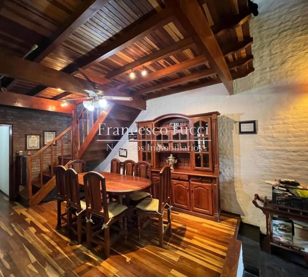 Casa en venta 5 ambientes Ituzaingó Norte 2