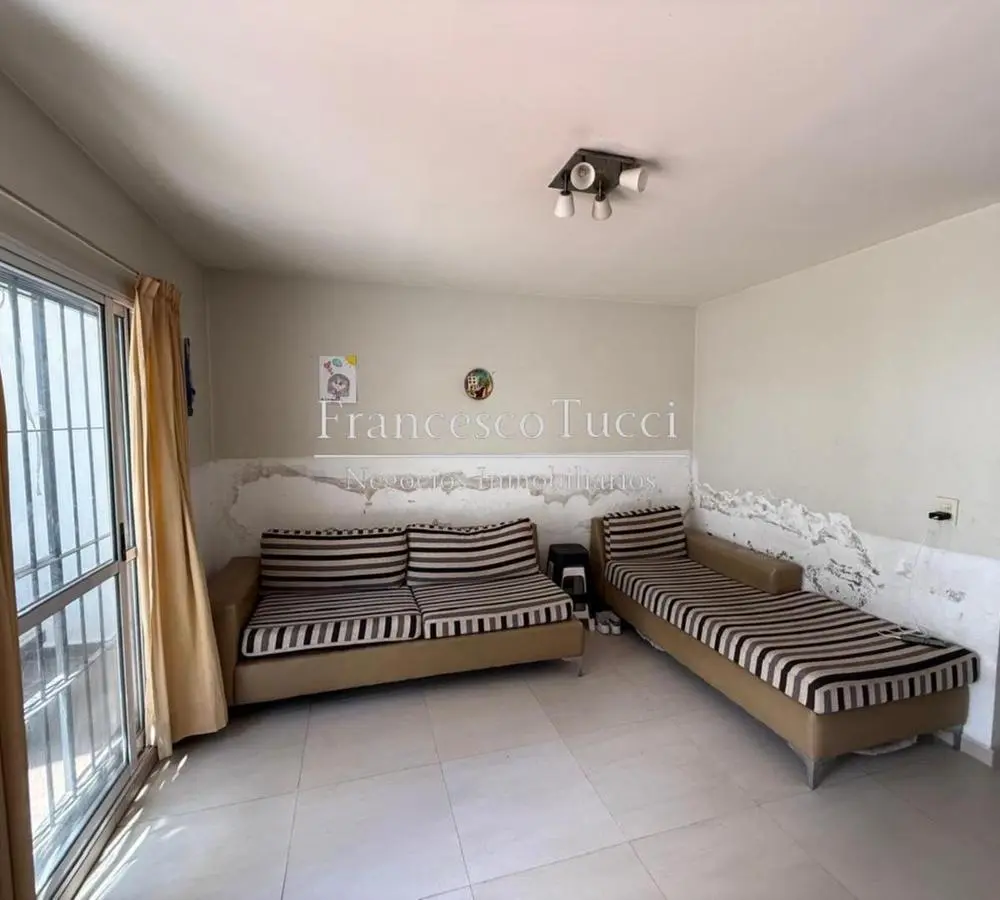 Casa en venta 4 ambientes Ramos Mejía 3