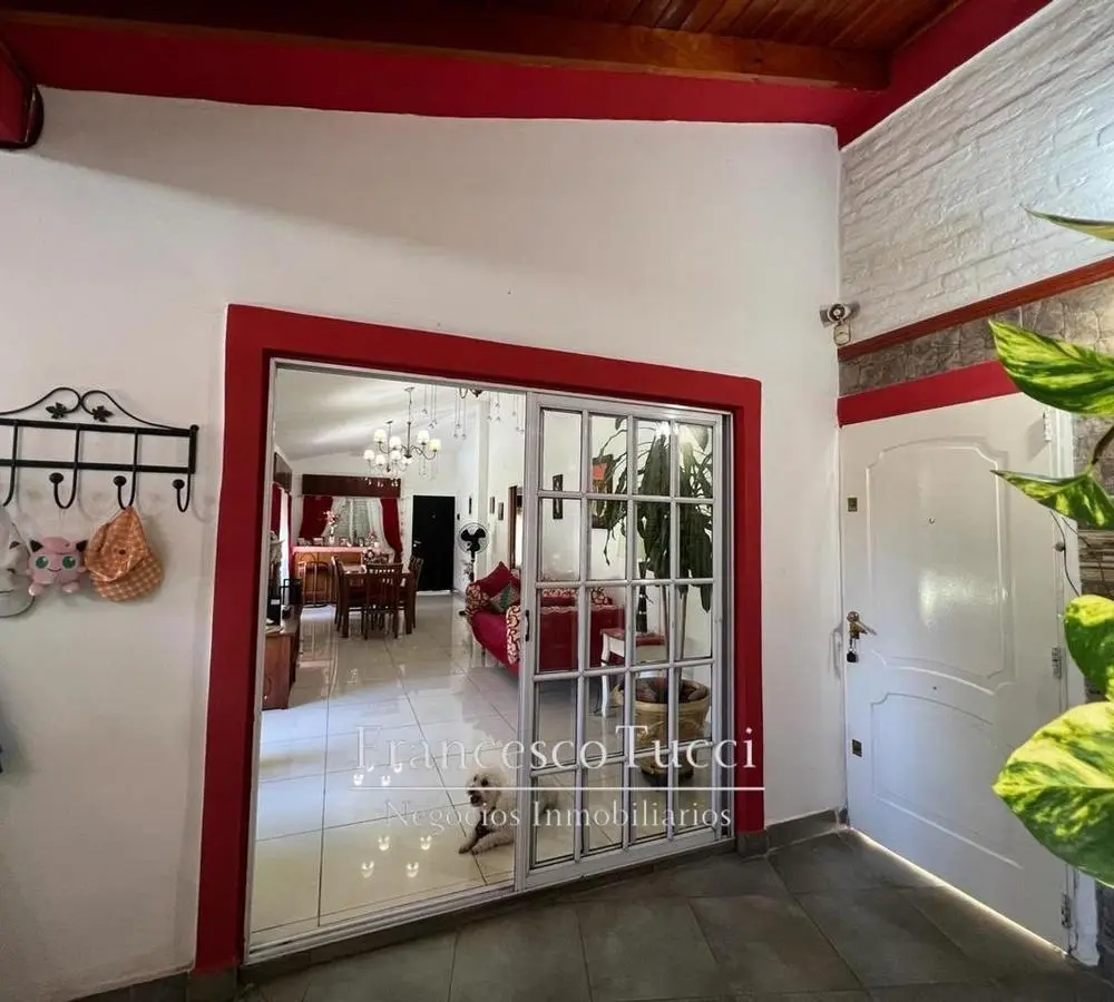 Casa tipo quinta 4 ambientes Francisco Álvarez 4