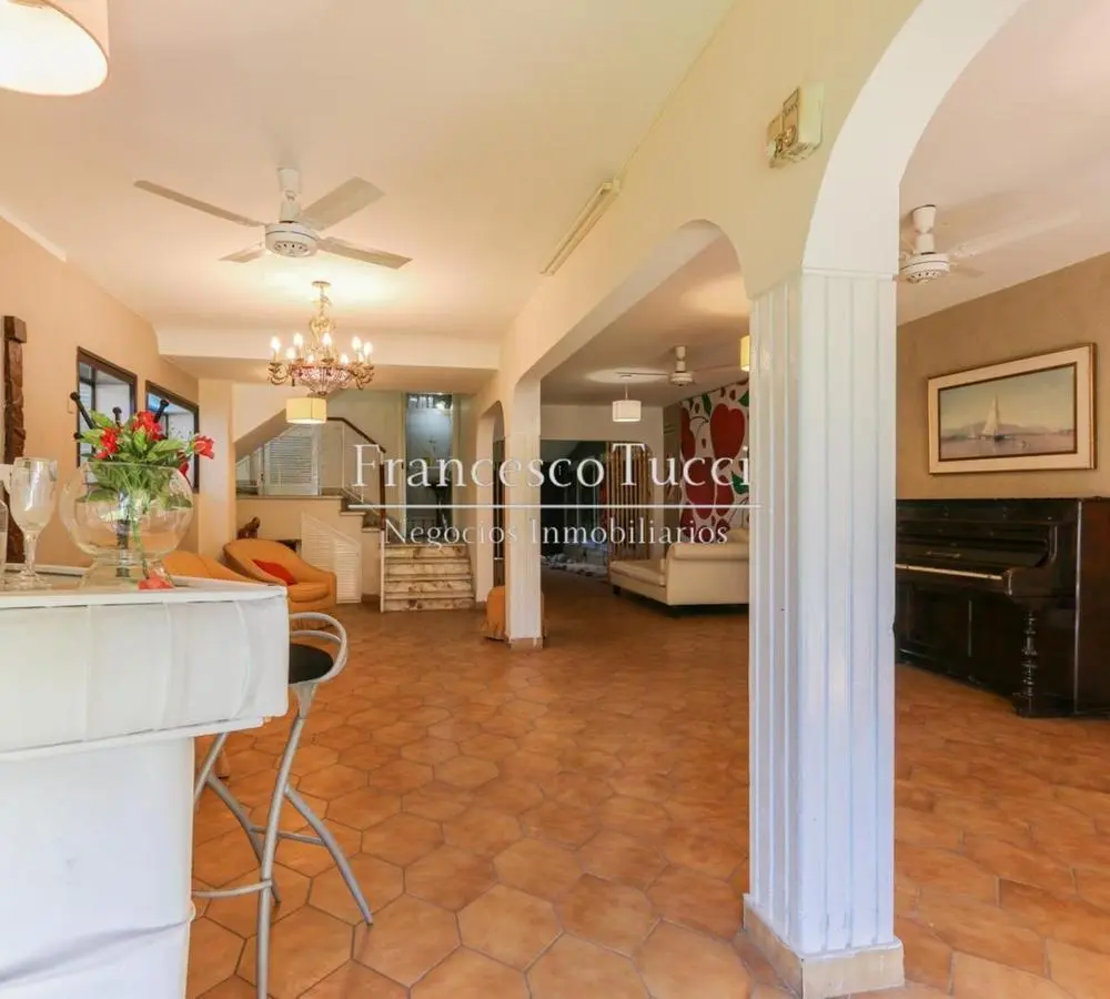 Casa en venta 4 ambientes Ramos Mejía 3