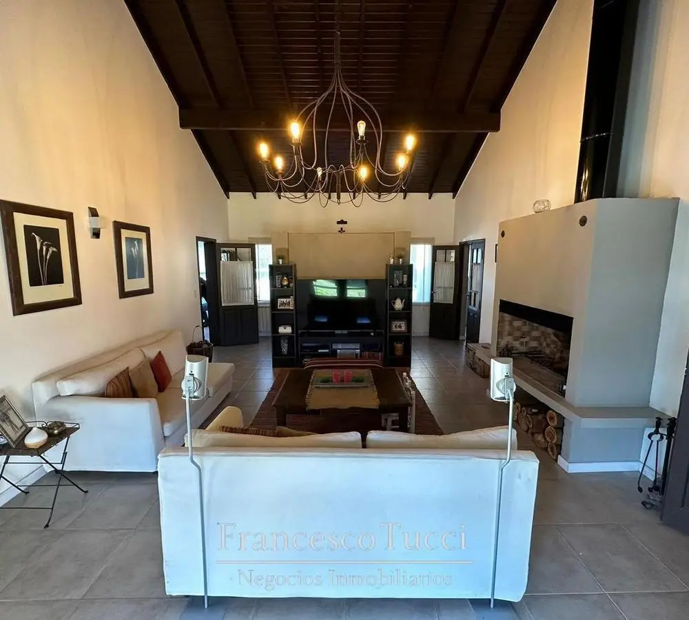 Casa en Venta en Campos de Alvarez 3