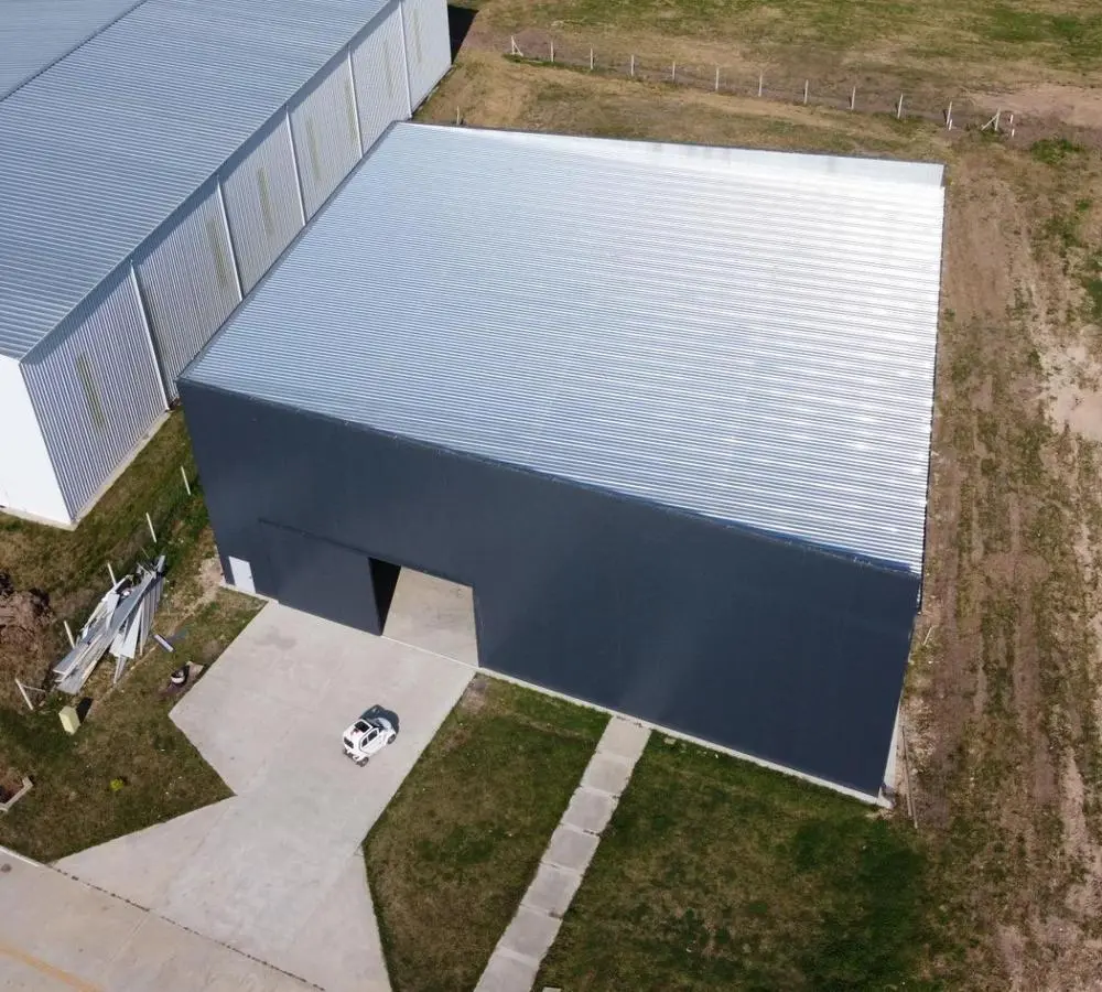 Galpón industrial en venta a estrenar en General Rodríguez 5